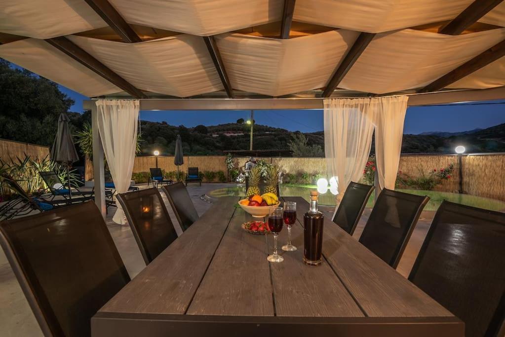Вилла Casa Del Miele, Private Pool, Bbq, Mountain View. Alikianos Экстерьер фото